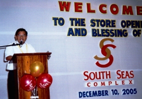 Cotabato City Mayor Muslimin Sema gives a speech at the inauguration of South Seas Mall.